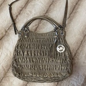 Michael Kors hand bag NEVER USED